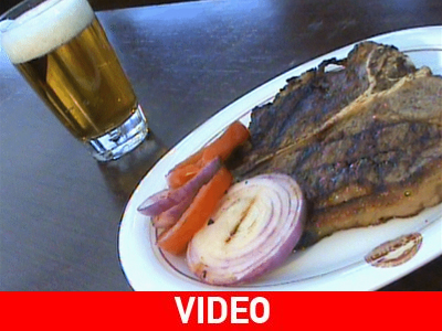 Ψήσιμο μπριζόλας